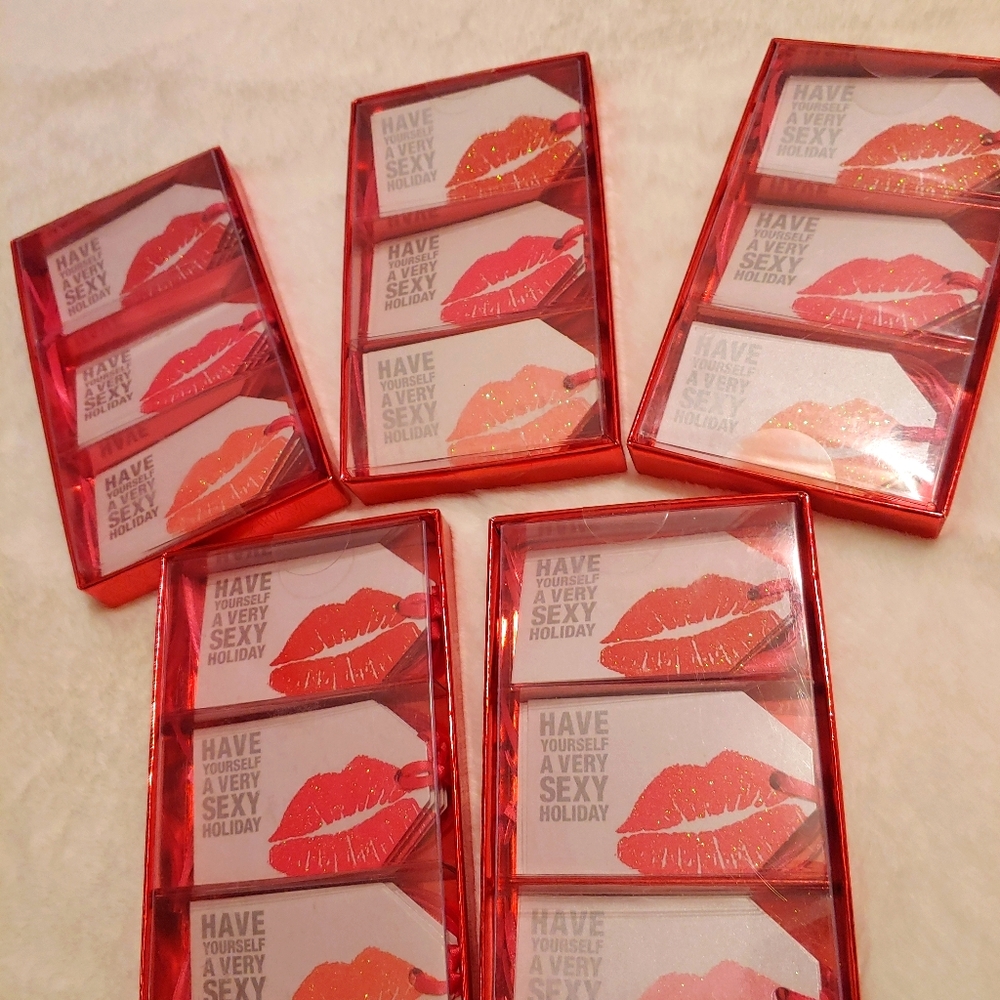 Set of 5 Victoria's Secret tags